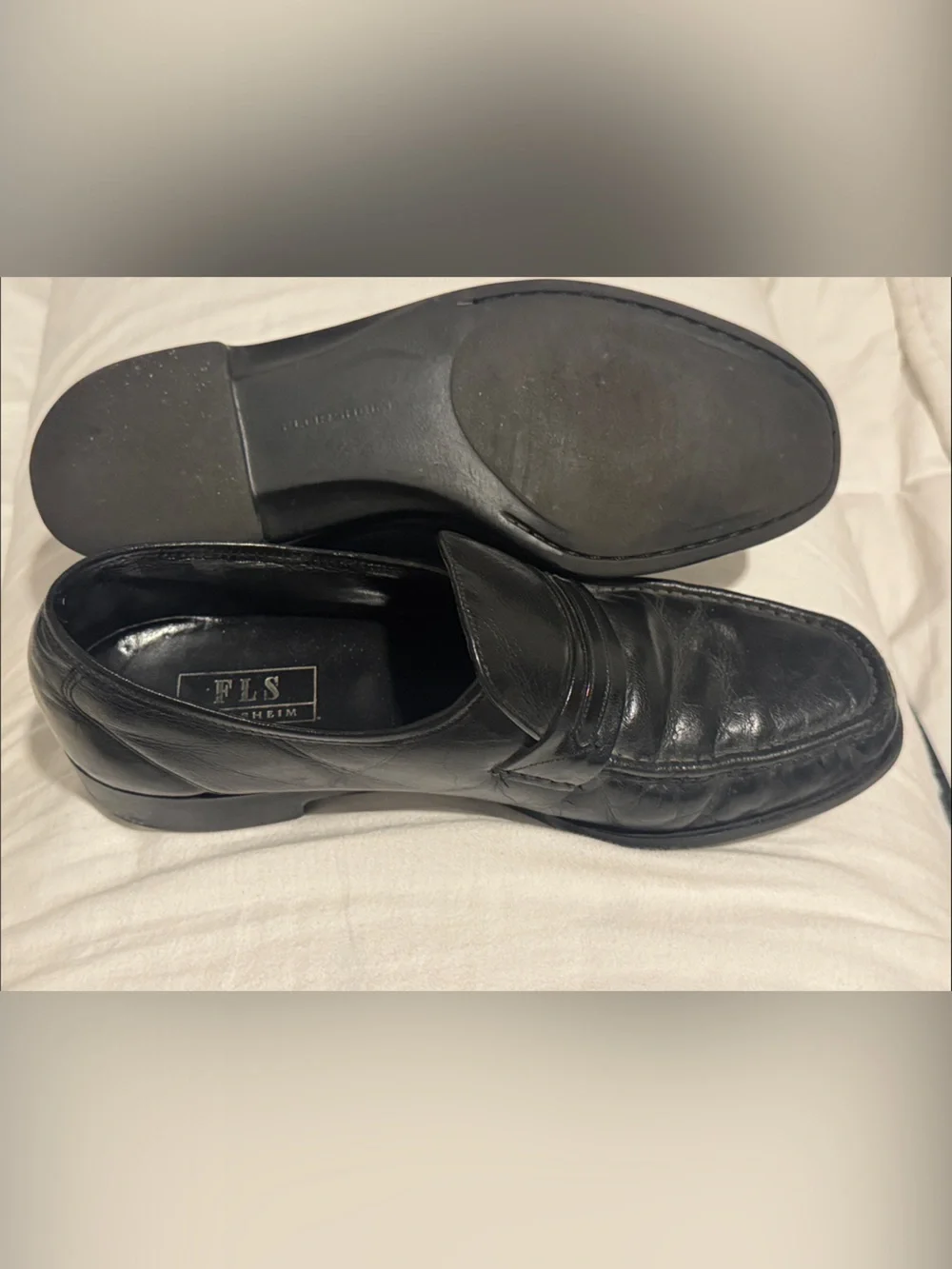 Florsheim Men’s Black Leather Loafers size 10D